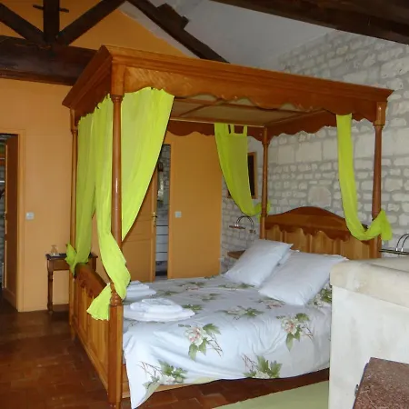 Hébergement de vacances Du Manoir Des Roches *